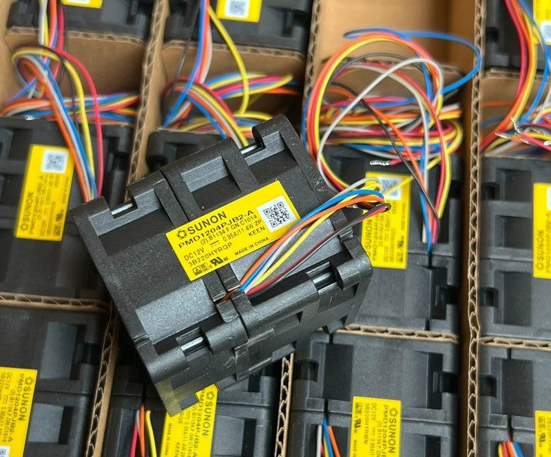 SUNON PMD1204PJB2-A 12V 0.95A 11.4W 6wires cooling fan SUNON PMD1204PJB2-A 12V 0.95A 11.4W 6wires cooling fan